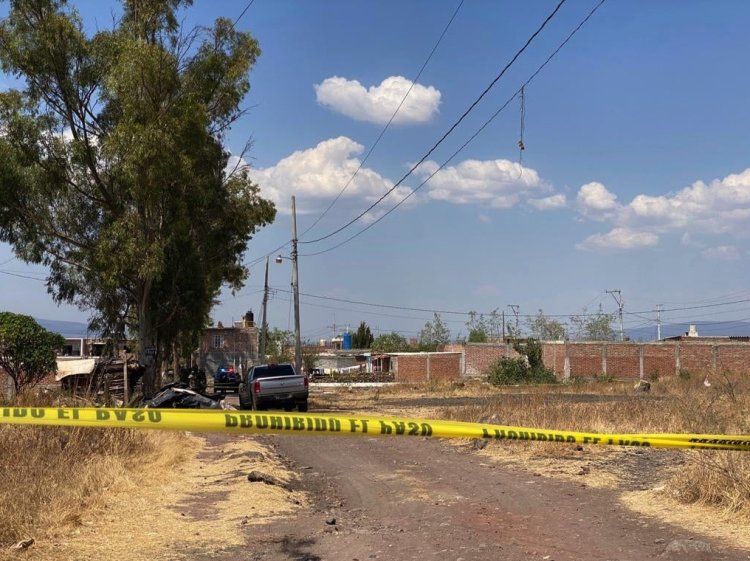 Encuentran cuerpo de mujer con disparo en la cabeza en Guanajuato