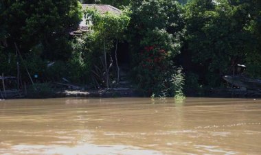 Reportan casas inundadas por desborde del río Usumacinta en Tabasco