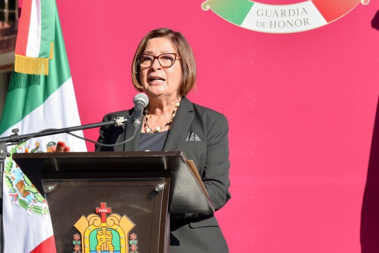 Diputada de Morena regaña a indígenas; pide que se le hable ‘de frente y en español’