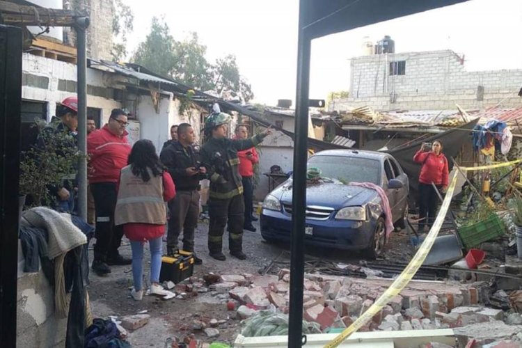 Reportan explosión en vivienda de Tlalnepantla, Estado de México