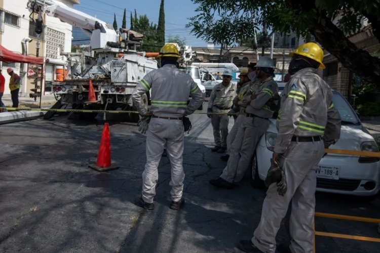 Empleados de la CFE fueron asaltados en Acapulco