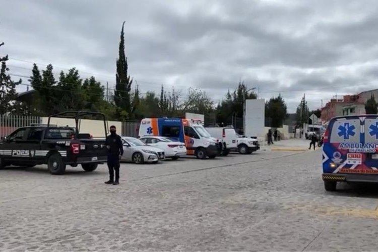 Reportan fallecimiento de estudiante que se disparó por accidente en primaria de Querétaro
