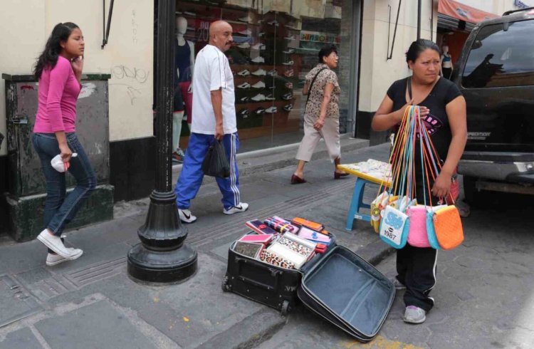 Economía informal crece 5.9 por ciento en Puebla: INEGI