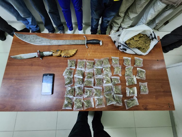 Detienen a seis personas por presunta posesión de drogas en Ecatepec, Edomex