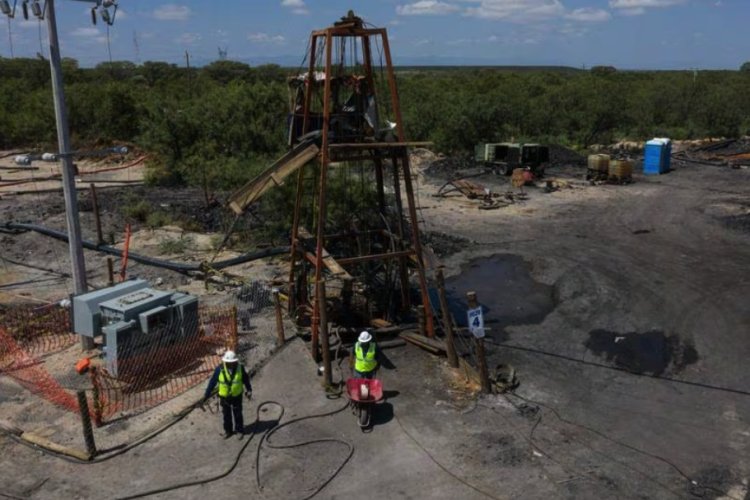 Encuentran restos de dos de los mineros atrapados en el Pinabete, Coahuila