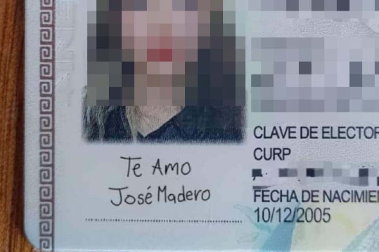 Joven firma INE con mensaje de “te amo, José Madero”