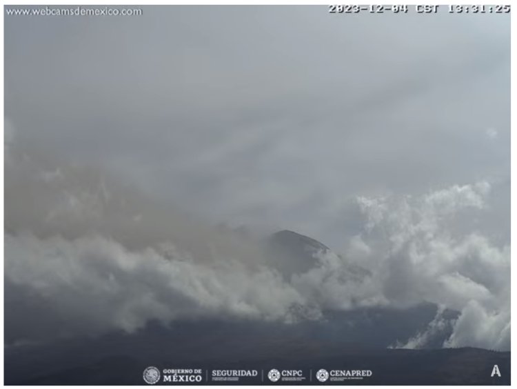 Volcán Popocatépetl registró expulsión de material incandescente