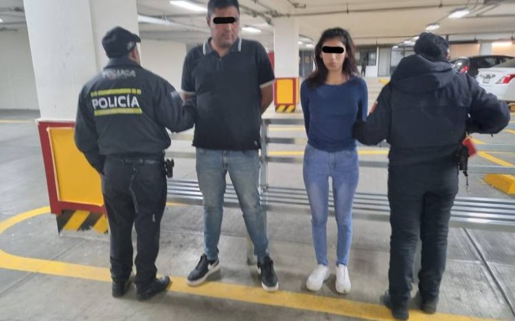 Capturan a pareja por presuntamente robar a conductor de aplicación en Toluca, Edomex