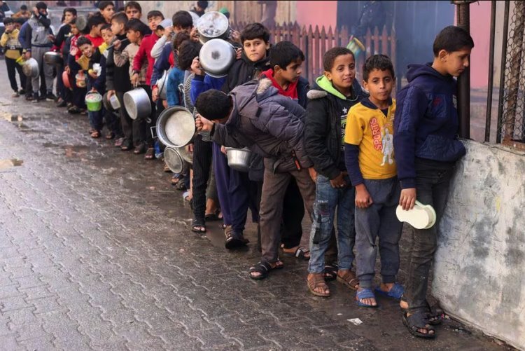 Cuatro de cada cinco personas más hambrientas del mundo están en Gaza, según Jefe de la ONU