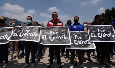 Ocho militares mexicanos implicados en caso Ayotzinapa salen de prisión