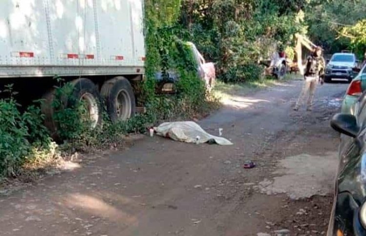 Camión de gas atropella a mujer en San Luís Potosí