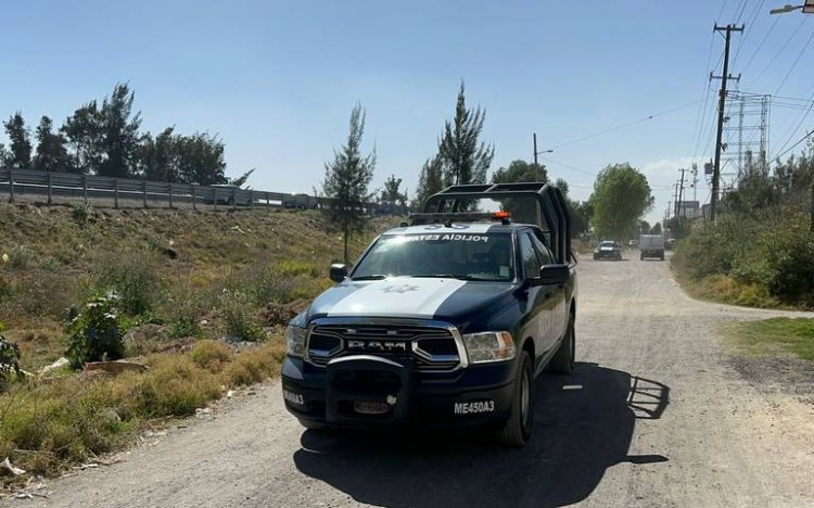 Encuentran a dos hombres muertos cerca de la autopista en Texcoco, Edomex