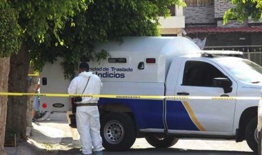 Encuentran a joven mujer estrangulada en León, Guanajuato