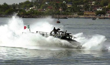 Continúa búsqueda de militares que fueron arrastrados por el mar en Baja California