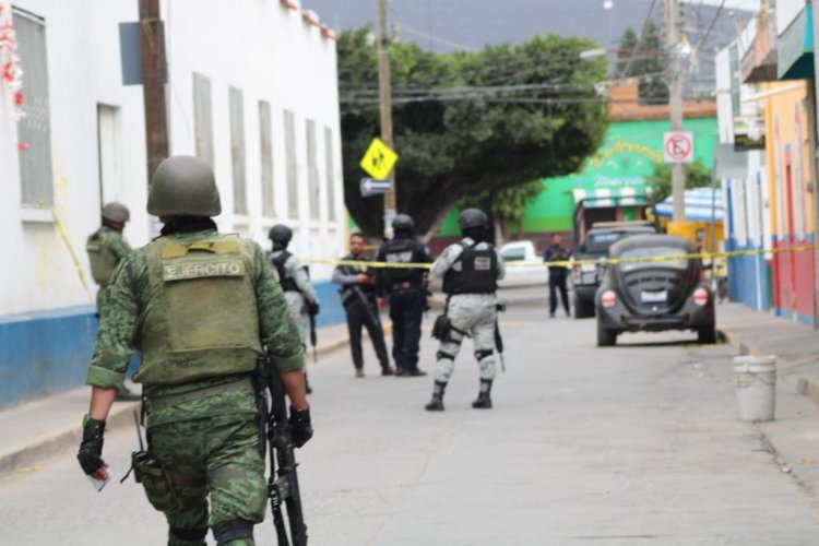 Niña fallece herida por bala perdida en ataque en Guanajuato