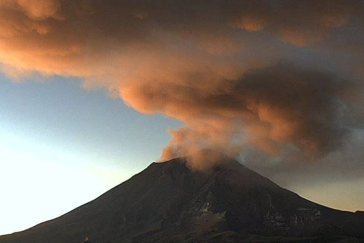 Se registra intensa actividad del volcán Popocatépetl