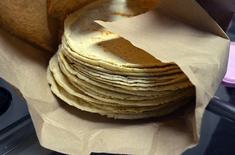 Reportan precio de la tortilla en hasta 30 pesos en estas ciudades