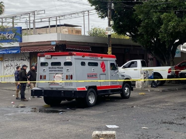 Sujetos asaltan camioneta de valores y se roban más de 7 millones de pesos en Guadajalara