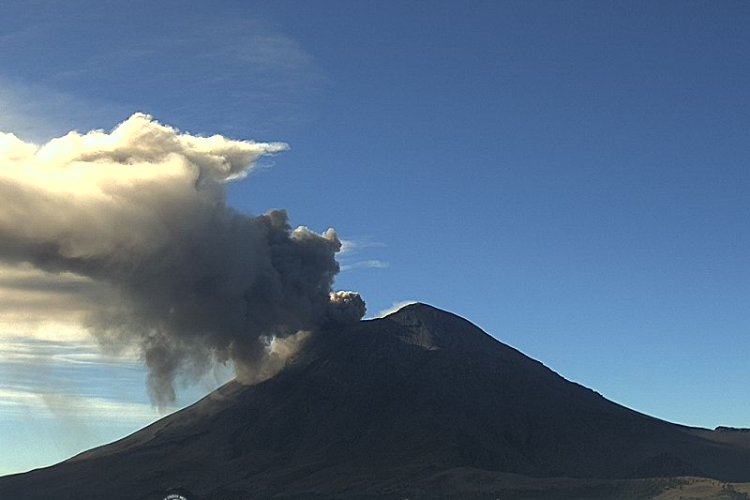 Reportan intensa actividad en el Popocatépetl con afectaciones en Puebla