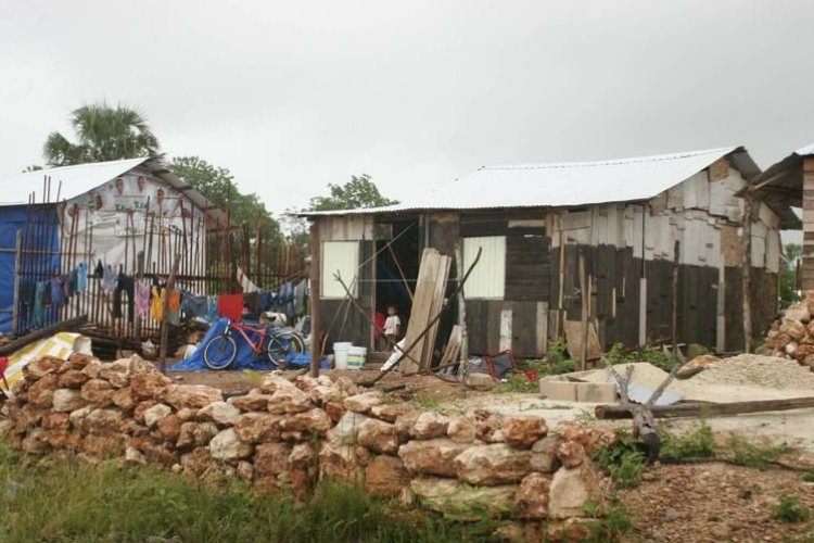Creación de leyes no contrarrestará las causas de asentamientos irregulares en Quintana Roo