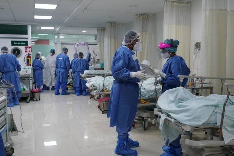 Denuncian falta de pago de becas a médicos residentes en centros hospitalarios de todo el país