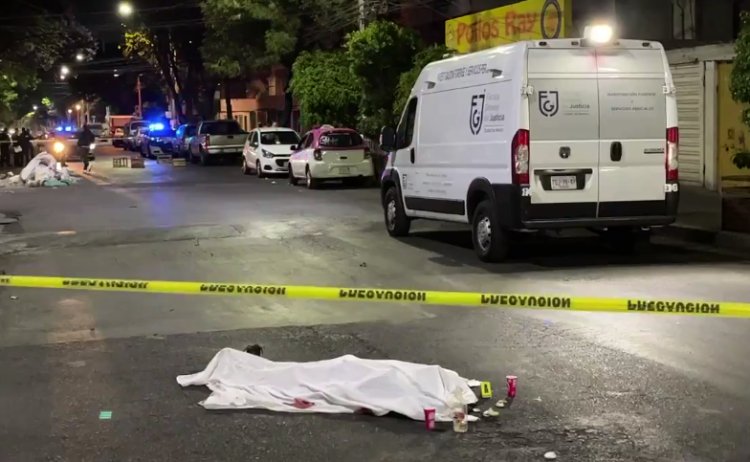 Matan a puñaladas a un hombre en calles de la alcaldía Iztacalco, CDMX