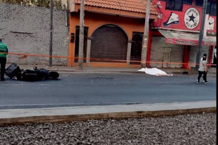 Motociclista muere tras chocar en calles de Iztapalapa