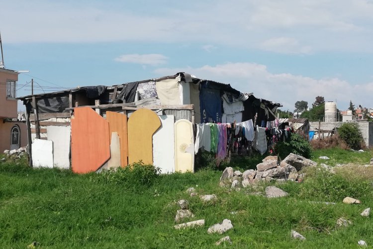 La pobreza en México se redujo por programas sociales: Coneval