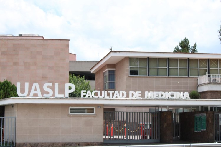 La UASLP, pone al servicio de la población laboratorio de especialidades médicas