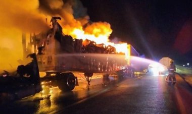 Destrozos y quema de vehículos por detención de seis presuntos integrantes del Cártel de Sinaloa en Zacatecas