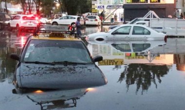 Reportan inundaciones en Puebla capital tras fuertes lluvias del fin de semana