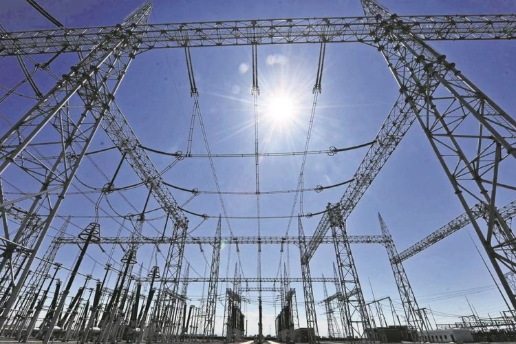 México llega al pico eléctrico, registra más de 51 mil megawatts de consumo