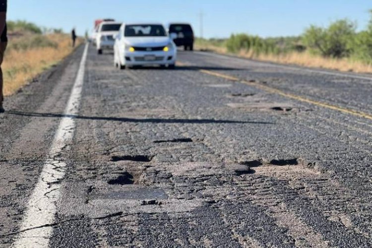 Ante el hartazgo por las malas condiciones de las carreteras, vecinos toman caseta Jiménez-Camargo