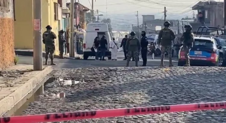 Hieleras con restos humanas fueron abandonadas frente vivienda en Puebla