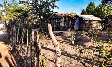 Gobierno de Mazatlán apoya con pipas de agua a las comunidades con escasez de agua potable