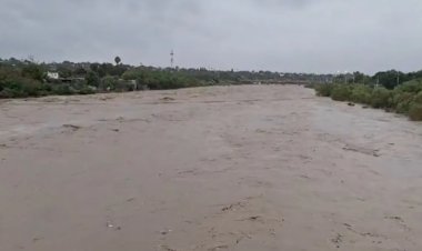 Se desbordó el río Santa Catarina en Nuevo León