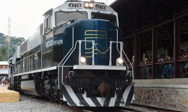 Durango busca concretar proyecto de ferrocarril con Mazatlán