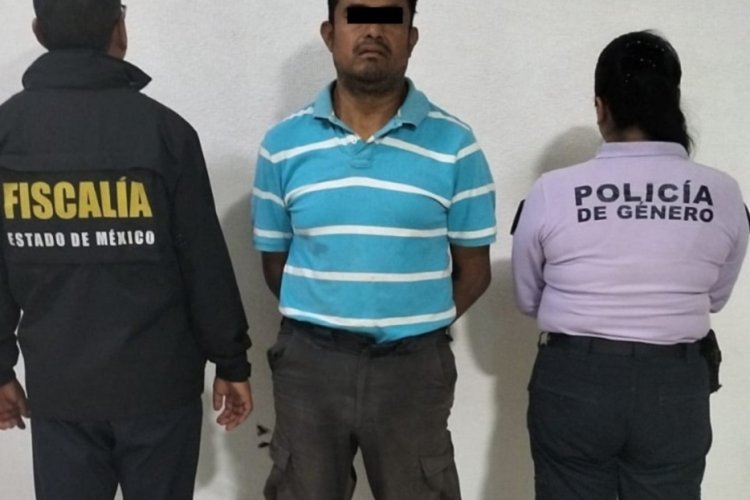 Rescatan a niña que presuntamente era amarrada por familiares en Nezahualcóyotl, Edomex