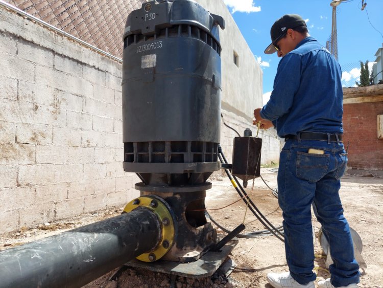 Sin agua más de 80 colonias por afectación de apagones en Chihuahua