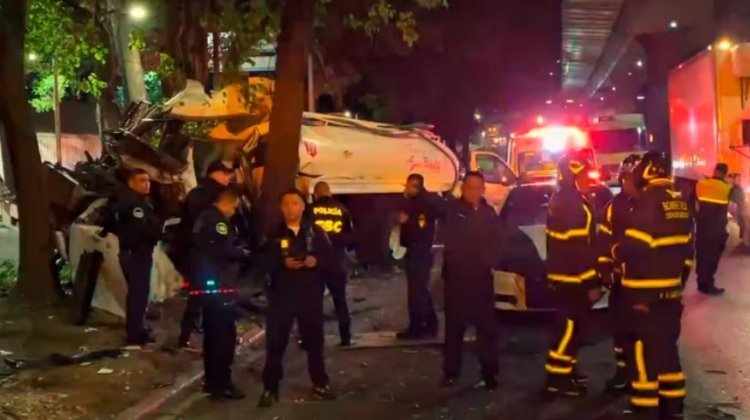 Choque de pipa de agua sobre Viaducto Tlalpan dejó dos muertos