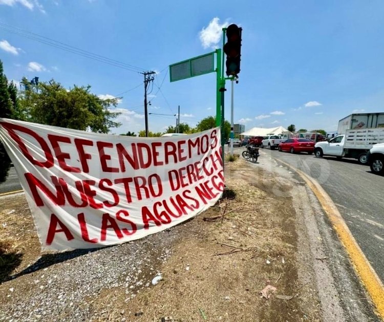 Continúa lucha de campesinos del Valle del Mezquital por aguas negras