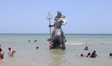 Presentan demanda de amparo para retirar escultura de Poseidón en Yucatán