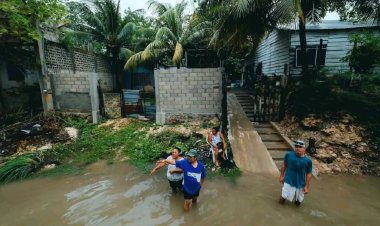 Colonias populares de Chetumal viven entre lodo y pobreza