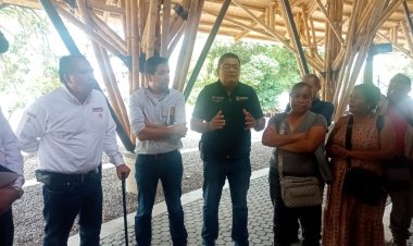 Denuncian comerciantes lentitud en la rehabilitación de la feria