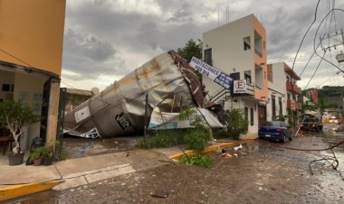 Reportan dos explosiones en la tequilera José Cuervo; en la primera hubo seis muertos