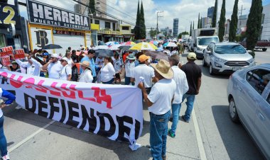 Marcha de Roxana Luna provocó caos vial en San Pedro Cholula, Puebla