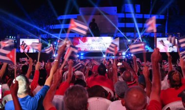 Realizan en Cuba acto multitudinario por el Día de la Rebeldía Nacional