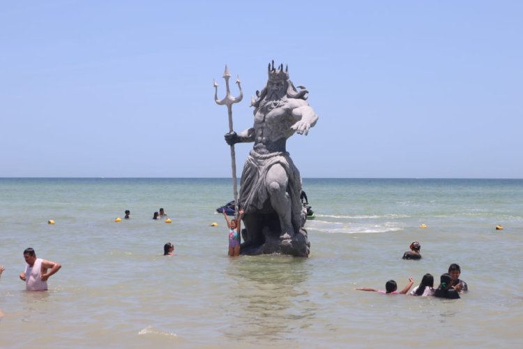 Presentan demanda de amparo para retirar escultura de Poseidón en Yucatán