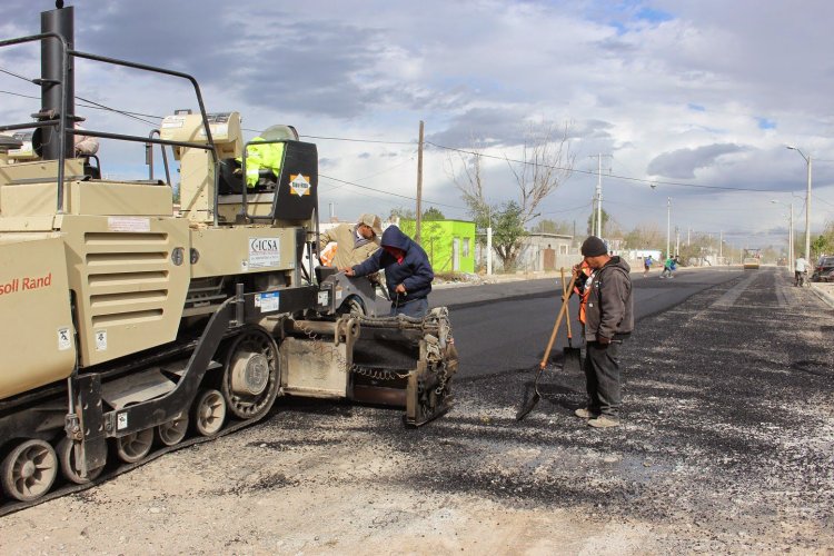 Coahuila: Mas de 100 colonias pavimentadas en medio año