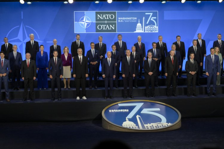 La OTAN ubica a Rusia y China como amenazas en cumbre con sede en Washington